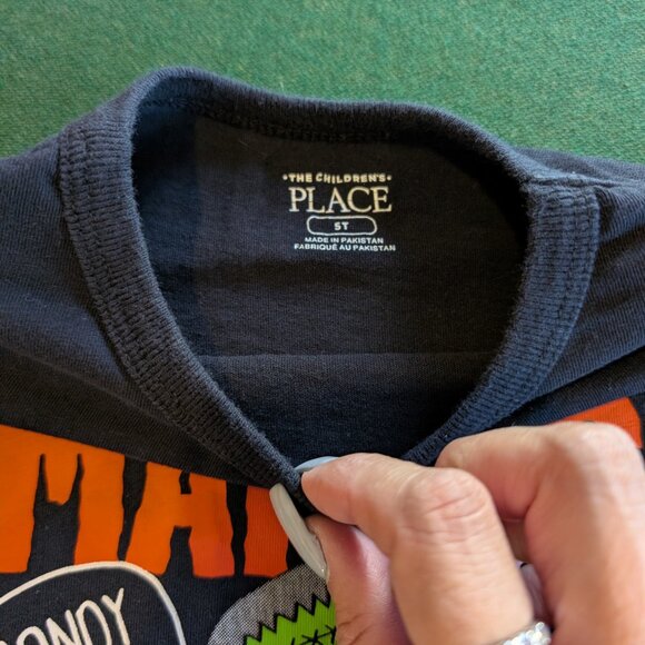 Bundle Boy's Holiday Long Sleeve T-shirts 5T 💙 - Picture 3 of 5